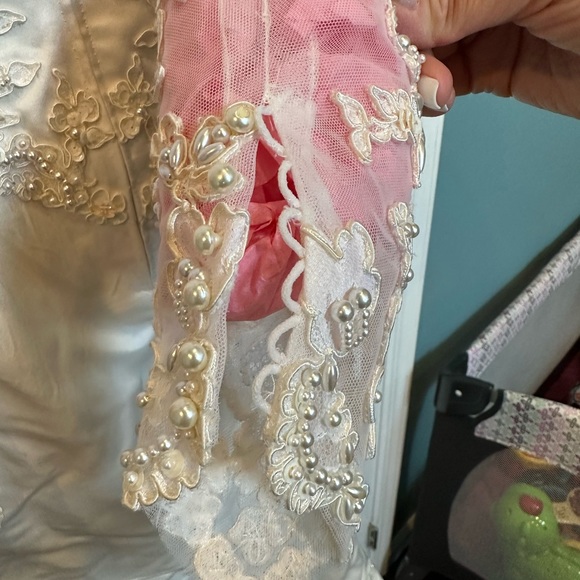 Vintage Designer Wedding Dress - Picture 4 of 14